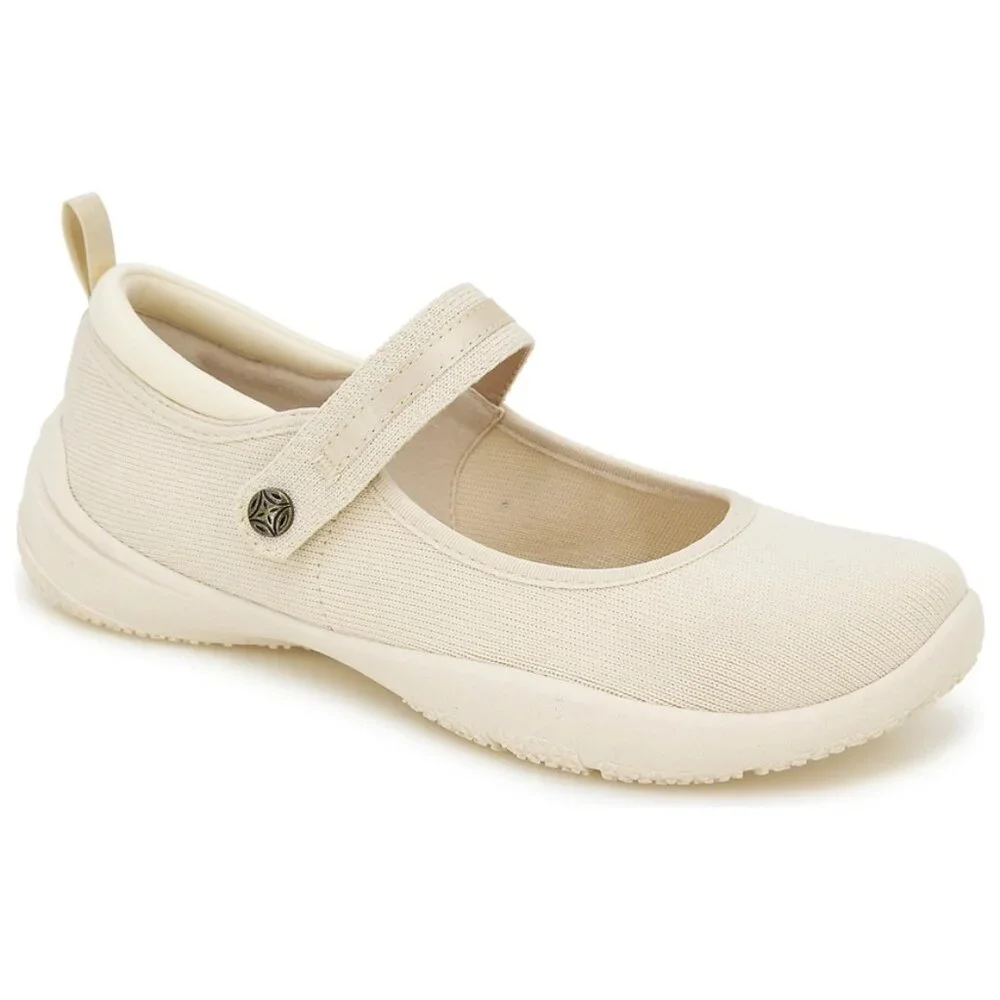 JBU Dark Eggshell Merry Mary Jane Flats/NIB/8M